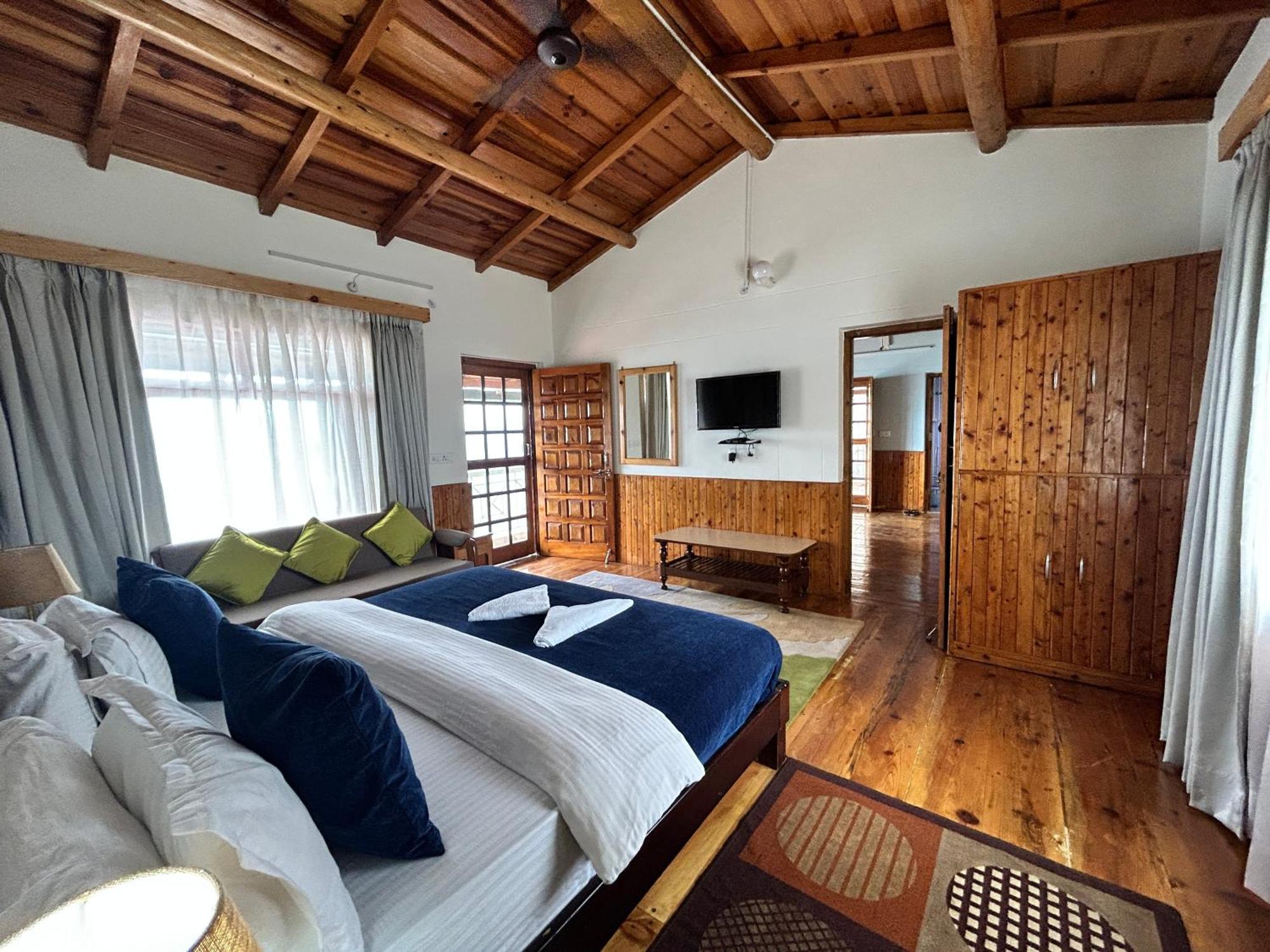 Kasar Himalaya Holiday Resort, Binsar Rd Almora Buitenkant foto