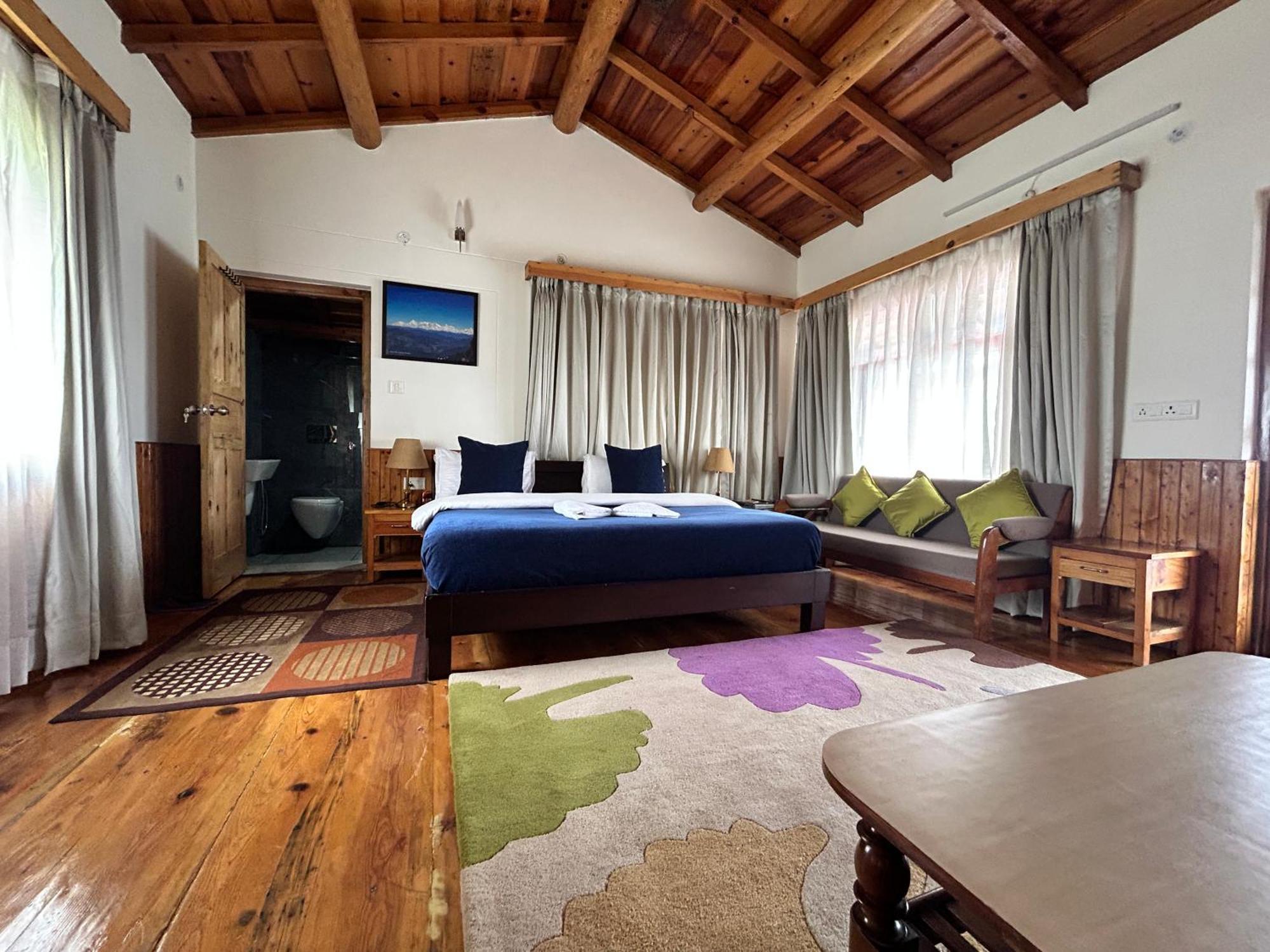 Kasar Himalaya Holiday Resort, Binsar Rd Almora Buitenkant foto
