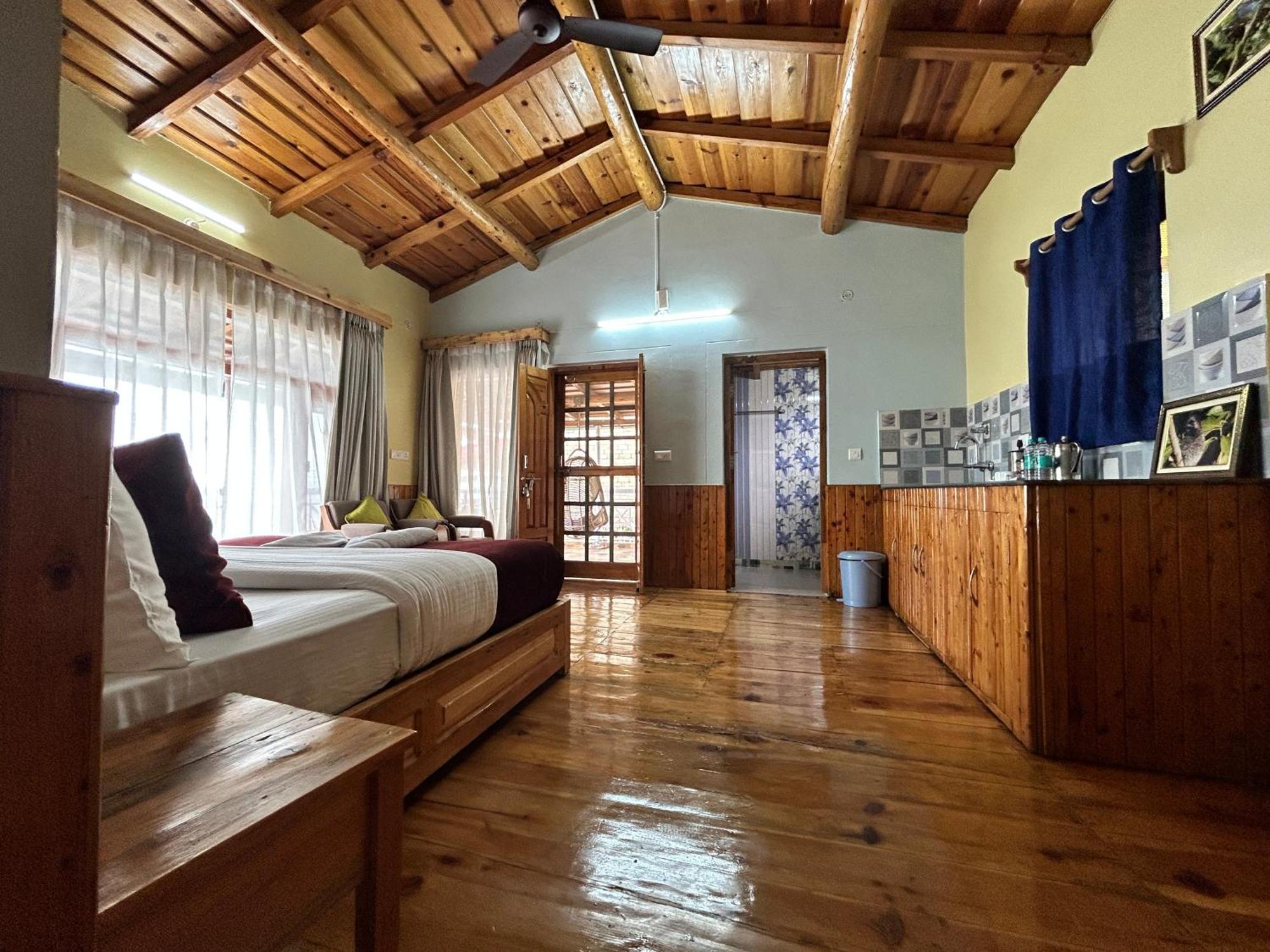 Kasar Himalaya Holiday Resort, Binsar Rd Almora Buitenkant foto