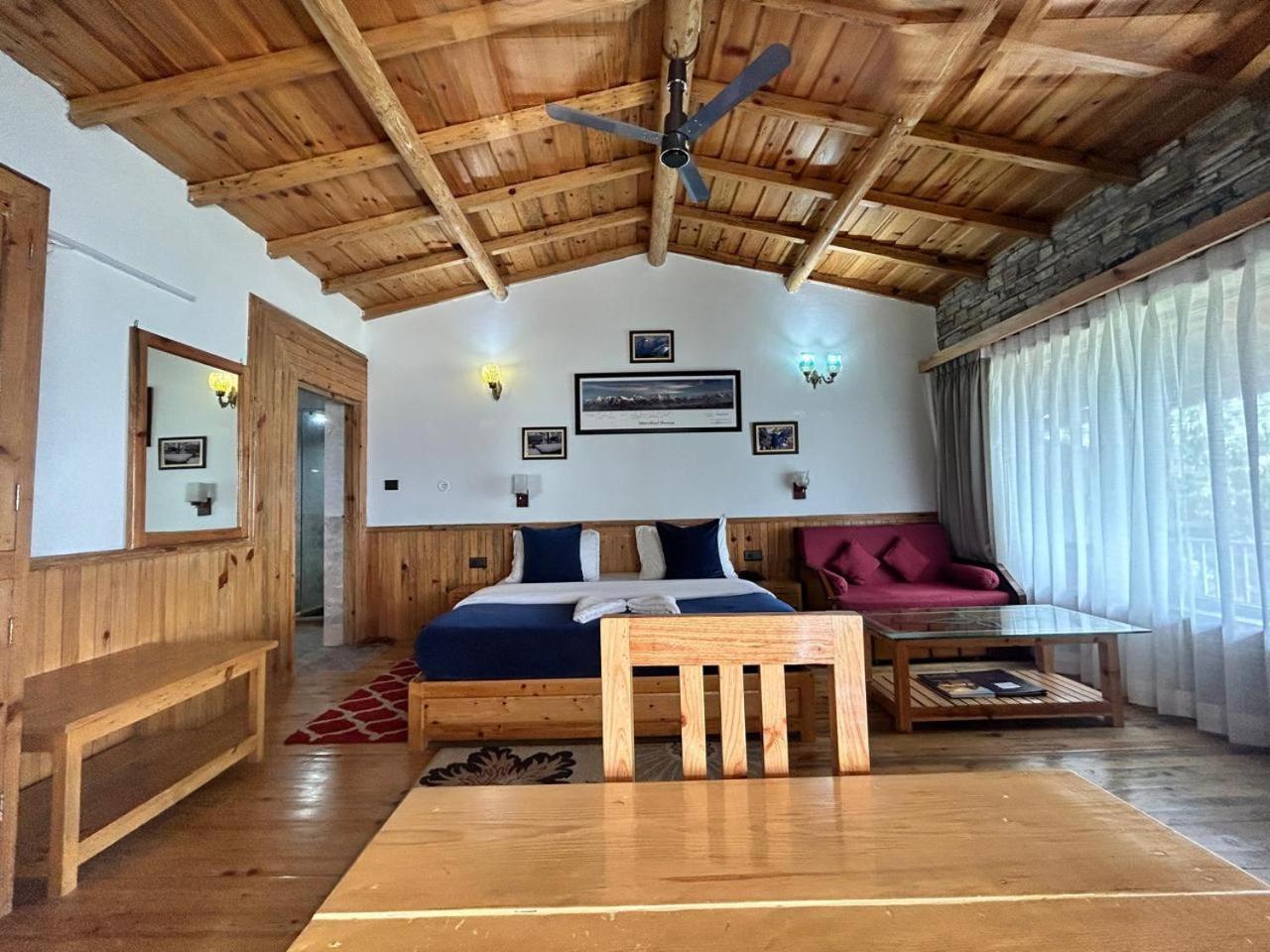 Kasar Himalaya Holiday Resort, Binsar Rd Almora Buitenkant foto