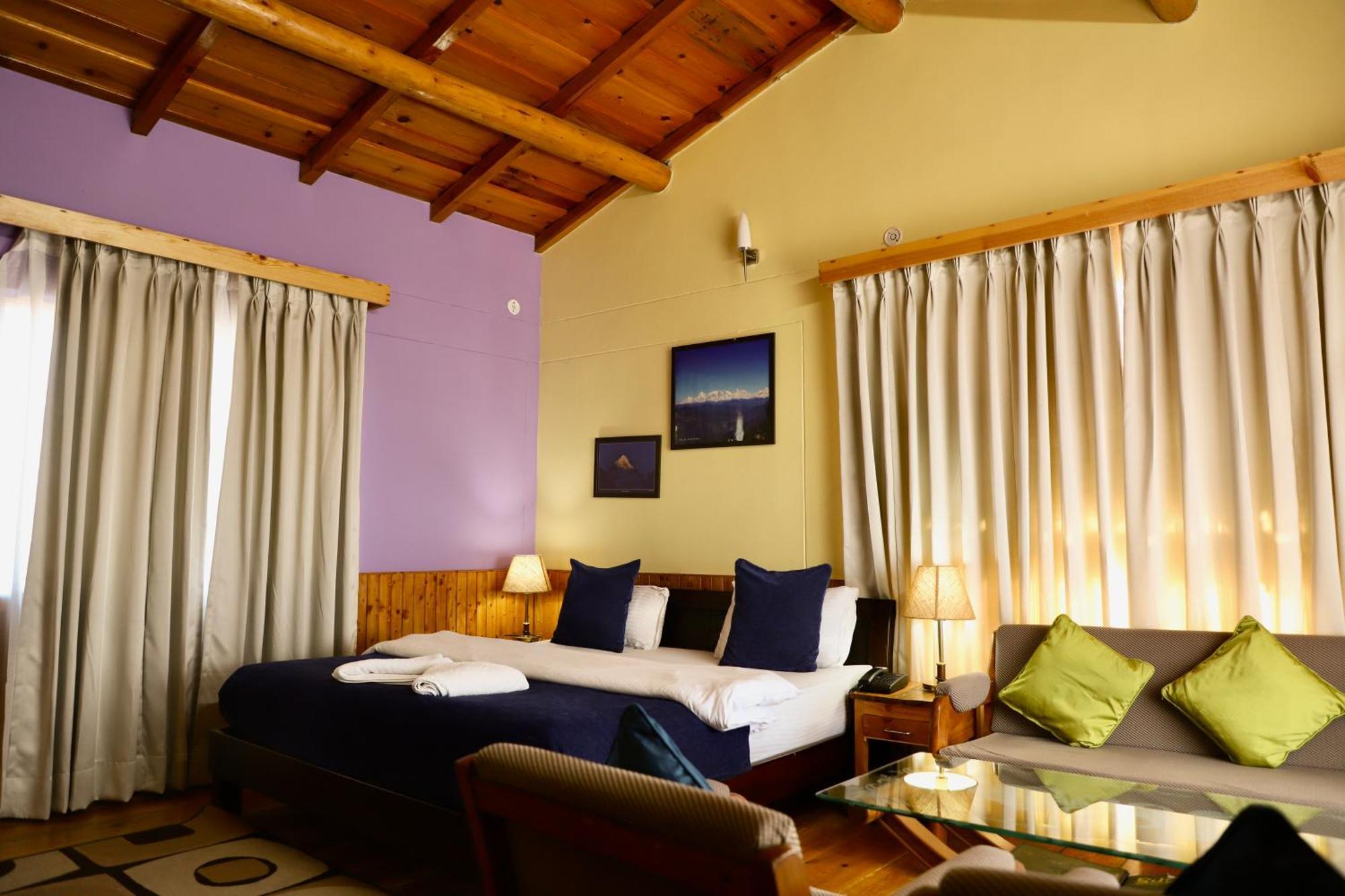 Kasar Himalaya Holiday Resort, Binsar Rd Almora Buitenkant foto
