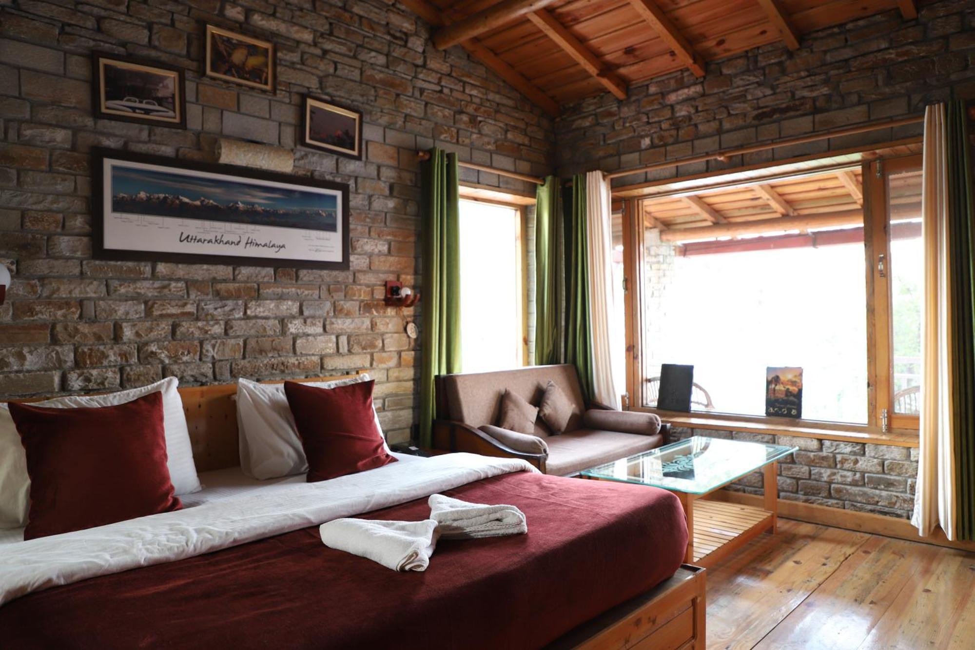 Kasar Himalaya Holiday Resort, Binsar Rd Almora Buitenkant foto